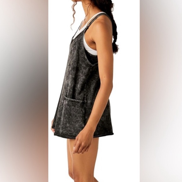 Free People Hot Shot Mini Dress With Pockets In Black Mineral Wash. NWOT! Sz S - Picture 3 of 8